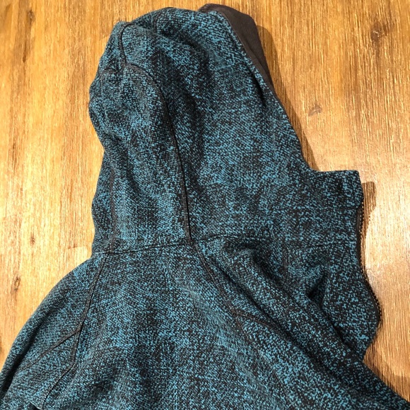 Lululemon Zip Up Sweater - Picture 6 of 6